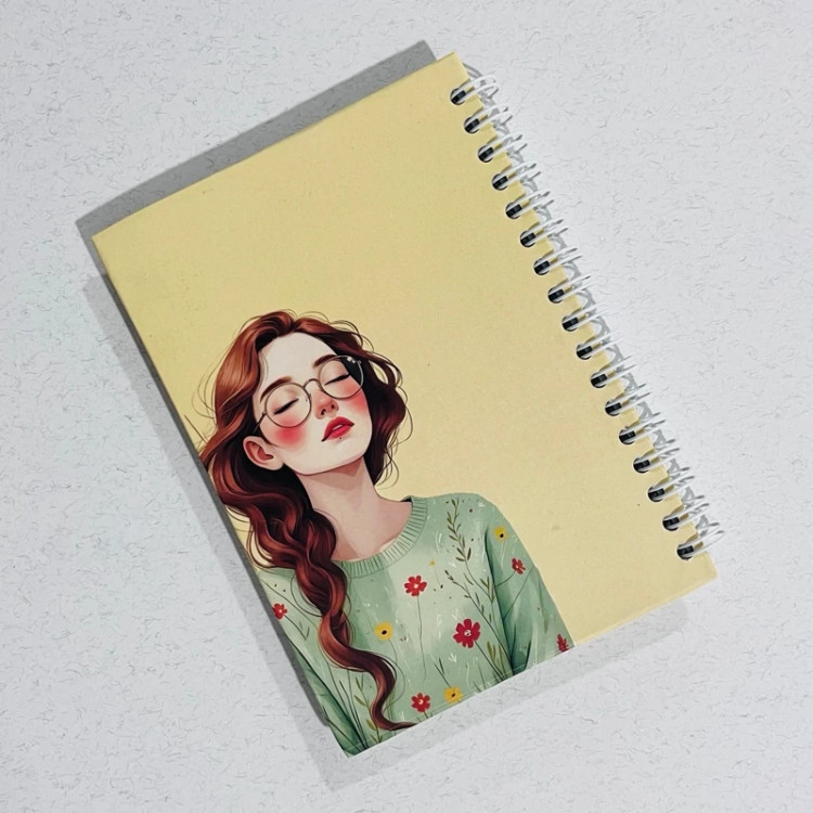 دفترچه یادداشت طرح مینیمال دخترانه